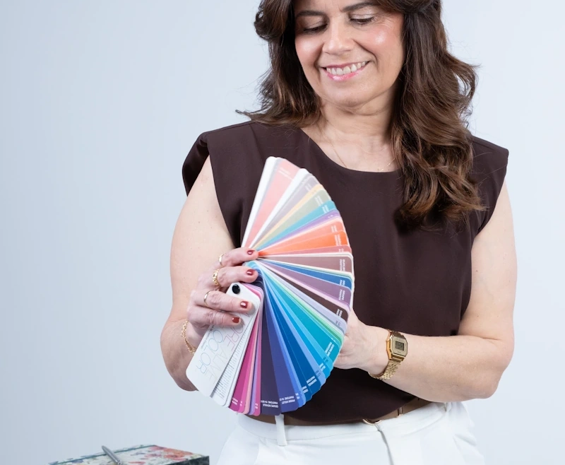 ANÁLISE DE COLORAÇÃO PESSOAL PERSONALIZADA